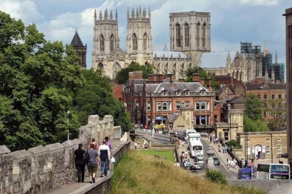 21 The Cocoa Suites York Zewnętrze zdjęcie